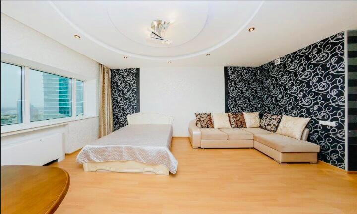 Северное Сияние 35 Этаж Astana Luaran gambar