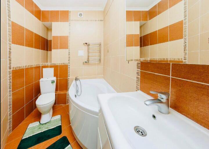 Северное Сияние 35 Этаж Astana Luaran gambar