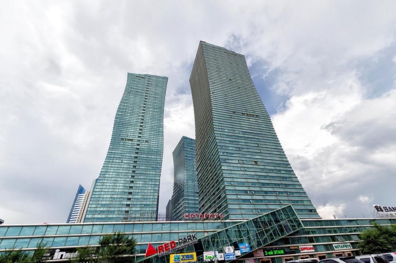Северное Сияние 35 Этаж Astana Luaran gambar